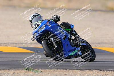 media/Dec-17-2022-SoCal Trackdays (Sat) [[224abd9271]]/Turn 7 Set 1 (1125am)/